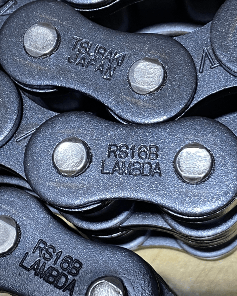 Corrente autolubrificante