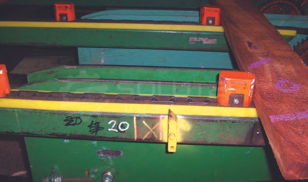 Trimmer (Aparador de Madeira)